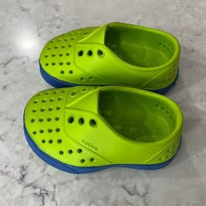 Native infant size 4 shoes
